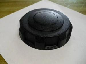 88-3980 TORO, EXMARK, TAPA DE GAS SCAG 3.5" MTD 951-3124 TROYBILT SE ADAPTA A LA MAYORÍA DE LOS CICLISTAS - Imagen 1 de 7