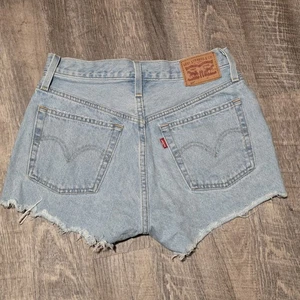 Pantalones Cortos de Jean Levi Strauss Levi's 501 Botón Mosca Envejecido Talla W27 - Imagen 1 de 11