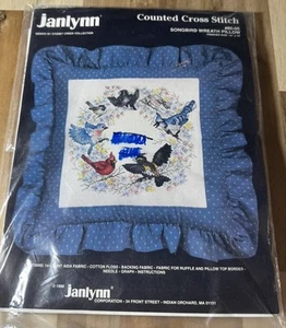 De Colección Janlynn Pájaro Cantor Guirnalda Almohada Contada Punto de Cruz Kit Artesanal 1988 NUEVO - Imagen 1 de 4