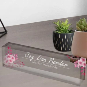 Customized Desk Name Plate Acrylic Plaque for Sale- Add a touch of class - Picture 1 of 5