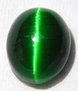 26.50 Ct AAA+ Rare Green Color Cat's Eye Brazilian Oval Shape loose gemstones - Imagen 1 de 9