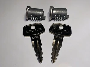 NÚCLEOS Y LLAVES DE BLOQUEO YAKIMA SKS ~ PAQUETE DE 2 ~ A136 - Imagen 1 de 6