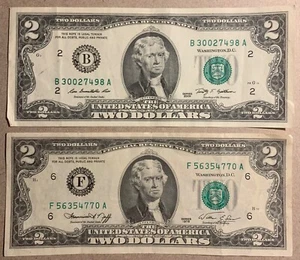 2 US TWO-DOLLAR BILLS, w/ Wear 1976 & 2009 - Picture 1 of 5