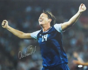 Foto firmada/autografiada 16x20 de fútbol de Estados Unidos para mujer Abby Wambach JSA 162976 - Imagen 1 de 3