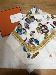 HERMES Scarf Carre90 Silk Square  "COUVEE D HERMES" White From JP 116510K Authen - Picture 1 of 24