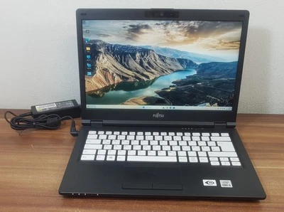 Fujitsu Lifebook E5410 i5-10210U 4,2GHz 16GB Ram 25H2 512GB SSD 1920x1080 - image 1 of 4