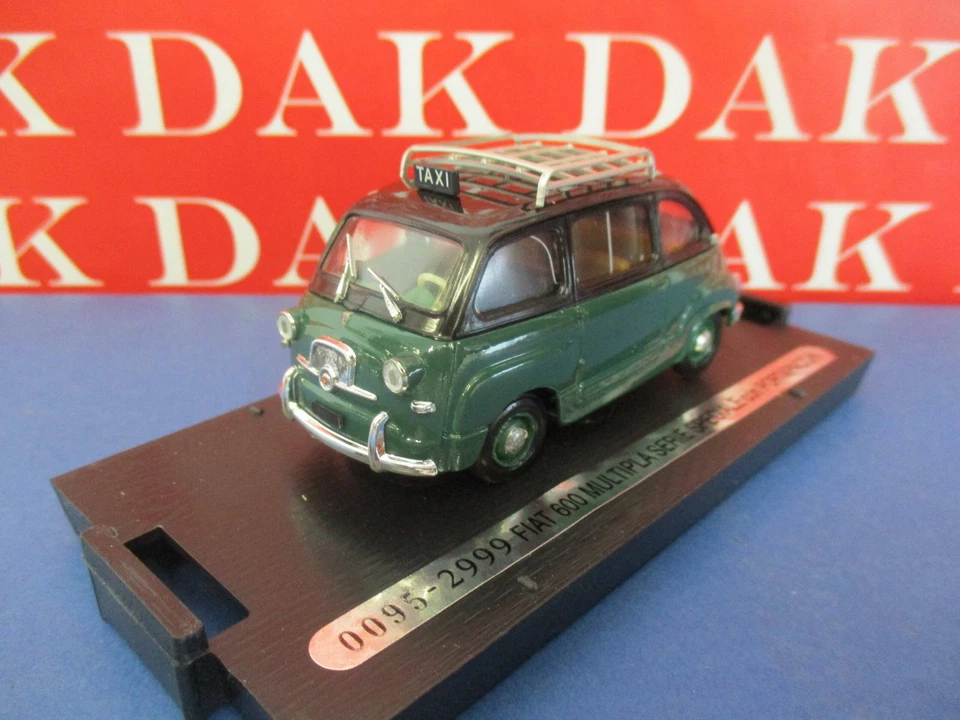 Die cast 1/43 Modellino Auto Taxi Fiat 600 Multipla con portapacchi 1956 by B... - Immagine 1 di 4