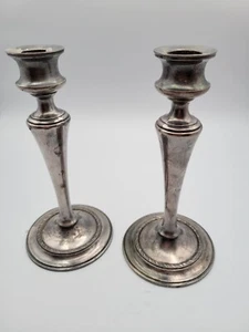 Vintage Pairpoint Silver Color D6131 Pair Of Candlesticks With Detailing On Base - Picture 1 of 7