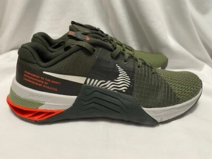 Nike Metcon 8 Workout Shoes Mens Size 9.5 Cargo Khaki Sequoia DO9328 301 - Picture 1 of 8