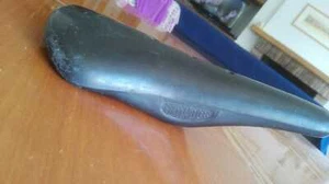 RACING PLASTIC SADDLE NO BRAND WRITTEN MADE IN ITALY - Picture 1 of 4