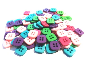 10 Knöpfe Farbmix Kunststoff Quadrat 11 x 11 mm - Bild 1 von 1