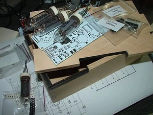Nixie tube clock kit 2.3 with IN-14 Tubes in wood box - Picture 1 of 5