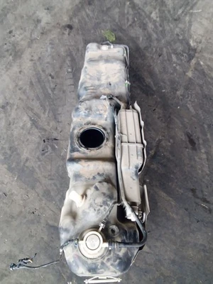 Tanque de combustible doble cabina 4 puertas 32 galones para camioneta Dodge 1500 14-17 3774543 Foto 1 de 4