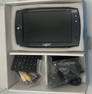 Innovative DTV Solutions DPT170D+ 7" 480p EDTV LCD Television - TESTED & WORKING - Image 1 of 4