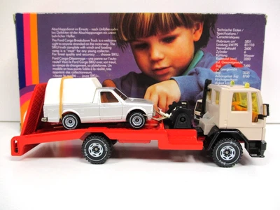 SIKU - FORD COE BREAKDOWN / RAMP TRUCK - VOLKSWAGEN VW RABBIT CADDY PICKUP  1/64 - Image 1 of 4