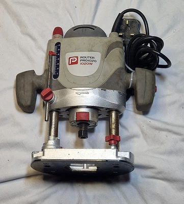 Performance Pro plunge router 230V 1020W 1/4'' collet (working) - Image 1 of 4