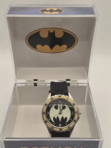 Batman Watch Boys Silver Tone Glow In Dark Dial Black Band DC Comics New Battery - Picture 1 of 4