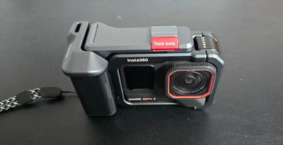 INSTA360 Ace Pro 2 - Inkl. Zubehörpaket. X-plorer Grip Kit, Unterwassercase etc. - Bild 1 von 4