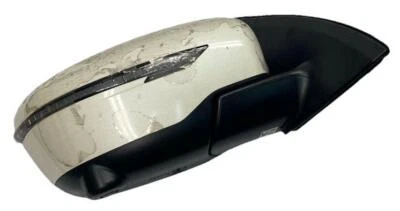 Nissan Rogue Sport door mirror 17 19 right side white code QAB OEM 963016MA2B - Image 1 of 4