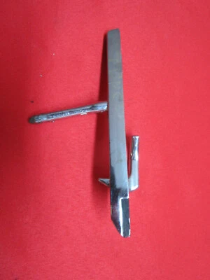 1972-1980 DODGE TRUCK LIL RED EXPRESS WARLOCK POWER WAGON VENT WINDOW HANDLE RH - Image 1 of 4