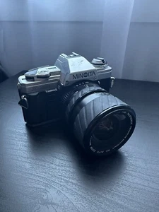 Minolta X-300 35mm SLR Camera with Spectrum 7  1:3.9~4.8  f=28-70mm Lens - Picture 1 of 13