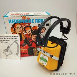 Working Vintage Monita AM/FM Yellow Headphone Radio Model HP 9000 AF - Picture 1 of 15