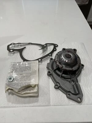 Nueva bomba de agua Master CP5024 1991-95 Buick Park Avenue 86-95 LeSabre 3,8 L V6 Foto 1 de 4