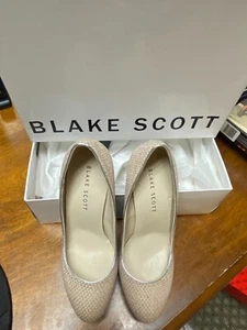 Women NEW IN BOX "Blake Scott" tan 5" heels, platform toe. Size 7 - Picture 1 of 3