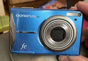Cámara digital Olympus FE FE-46 12,0 MP azul claro para piezas - Imagen 1 de 12