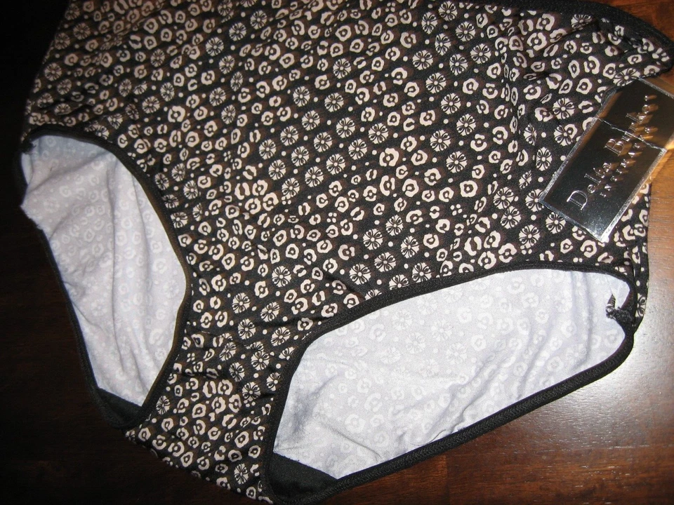 Delta Burke, Calzoncillos de Pierna Alta, Floral Negro y Tostado, Tejido Poli/Spandex, 9, 2X Foto 1 de 4