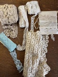 Lot of Vintage Crocheted Lace Trim Ivory Blue Cotton - Picture 1 of 7