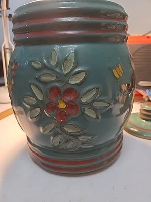 *Vintage* 1940'S Red Wing Dancing Peasants - Hand Painted 10" Cookie Jar Nice!!! - Image 1 of 4