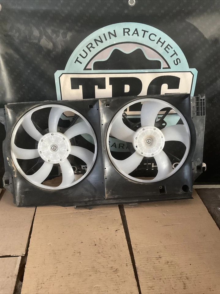 Ventilador y cubierta del radiador 17-20 Toyota 86 Subaru BRZ Scion FR-S SU003-01175 Foto 1 de 1