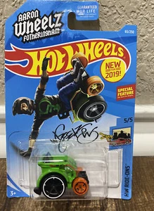 New HOT WHEELS~"WHEELIE CHAIR"~AARON WHEELZ FOTHERINGHAM~"GREEN” 2019 - Picture 1 of 4