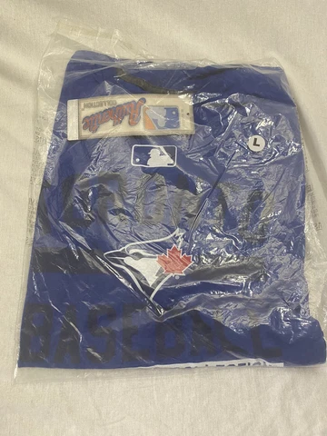 New With Tags Majestic MLB Authentic Collection Toronto Blue Jays T-Shirt Cover