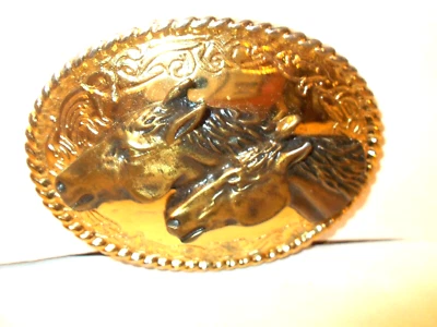 Hebilla de cinturón de metal tono dorado vintage 3D cabezas de caballo dobles MÉXICO Foto 1 de 4