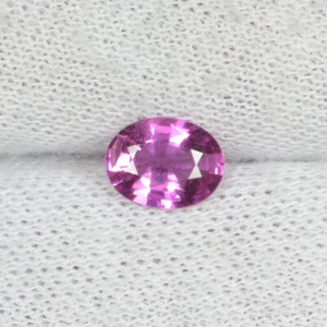 0.84 ct  TOP LUSTROUS   BEST PINK NATURAL  SAPPHIRE  VIETNAM  See Vdo 0411 JB   - Picture 1 of 2