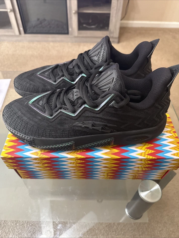 Anta Kai 2 'Triple Negro' - talla 12 Foto 1 de 4