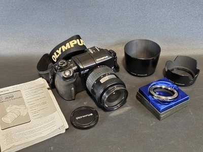 Cámara réflex digital Olympus E-300 EVOLT 8MP con lente de 14-45 mm, tarjeta CF de 1 GB y adaptador 4/3 Foto 1 de 4