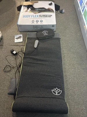 Compresor de aire HoMedics Body Flex alfombrilla elástica con control remoto y almohada portátil. Foto 1 de 4