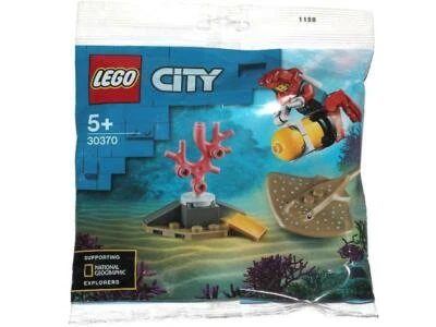 Lego City 30370 Diver Polybag Set With New Spotted Manta Ray 2020 Sealed Set  - Image 1 of 3