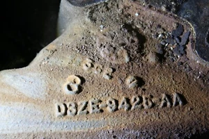 USED OEM FORD 351 CLEVELAND MUSTANG MERCURY COUGAR INTAKE MANIFOLD d3ze-9425-aa - Picture 1 of 10