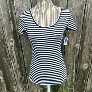 Old Navy blau weiß gestreiftes Shirt Mädchen 10/12 großer U-Ausschnitt - Bild 1 von 7