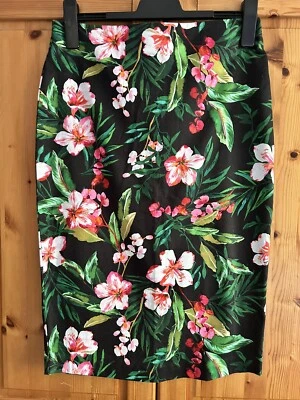 Tropical Pencil Skirt Size 12 EUR 40 Floral Straight With Slight Stretch - Image 1 of 2