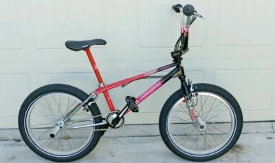 Haro Master Flatland Edition 2017. 23/50. Sonderanfertigung, kaum gefahren, rot/schwarz - Bild 1 von 4