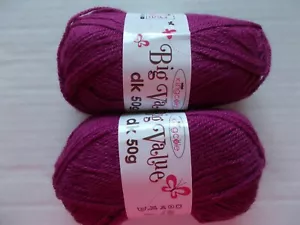 King Cole Big Value DK yarn, Cerise, lot of 2 (158 yds each) - Picture 1 of 2