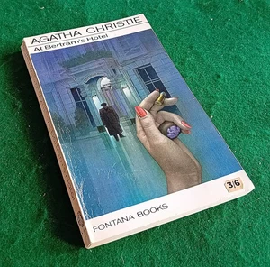 'AT BERTRAM'S HOTEL' AGATHA CHRISTIE FONTANA 1968 TOM ADAMS ARTWORK - Picture 1 of 1