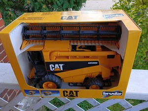 Bruder CAT Lexion Combine Yellow 1/16 Plastic Caterpillar Germany NIB 2001 NR! - Picture 1 of 12