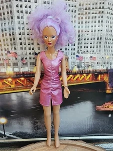 Bambola Shana Hasbro Jem & The Holograms 1985 vintage CON VESTITO - Foto 1 di 24