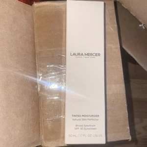 Laura Mercier Tinted Moisturizer SPF 30 Natural Skin Perfector 50mll - Picture 1 of 6